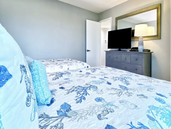 On Beach Vacation Condo in Madeira Beach